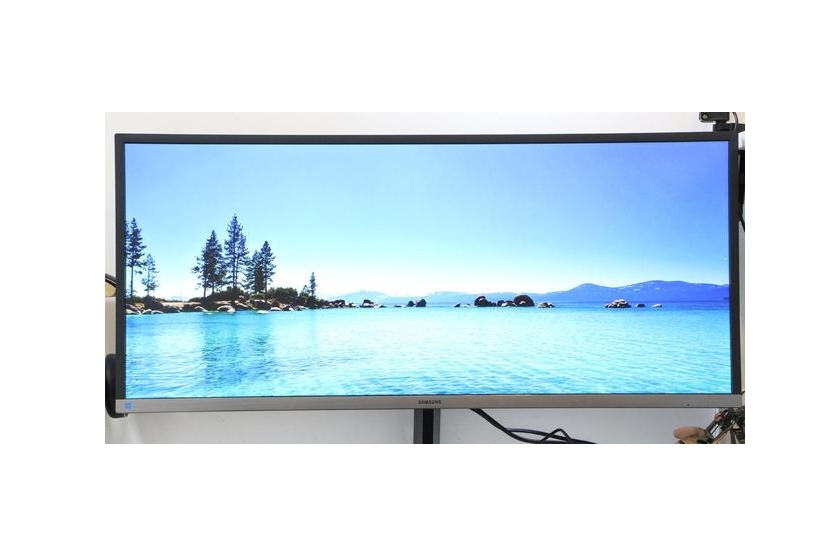 三星發布雙UHD電競顯示器.jpg 三星發布雙UHD電競顯示器.jpg